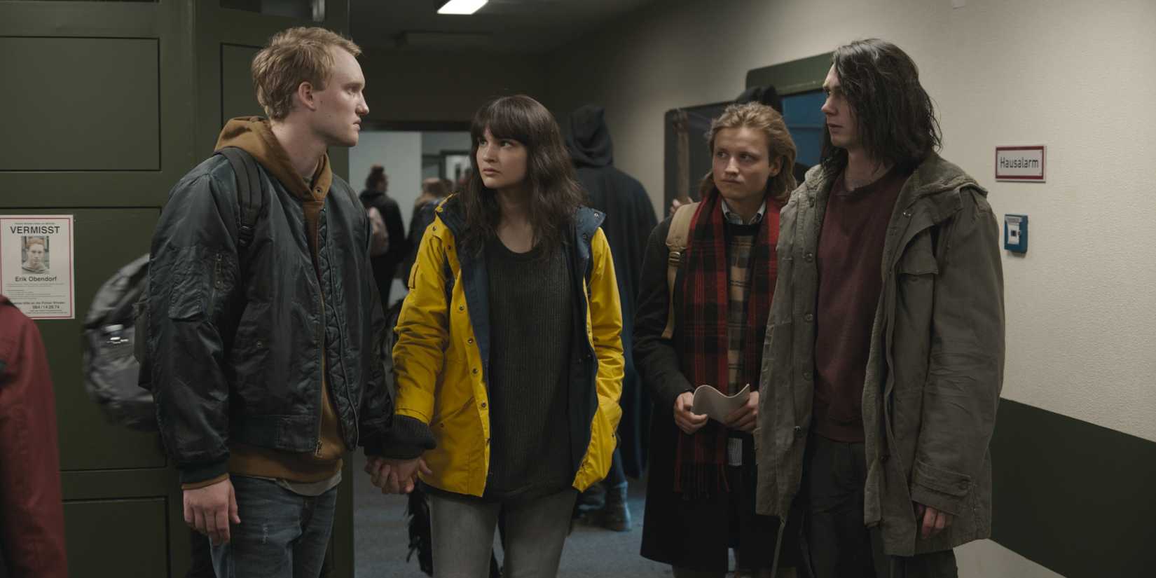 Netflix's Dark is the Defining Sci-Fi Show of the 21st Century