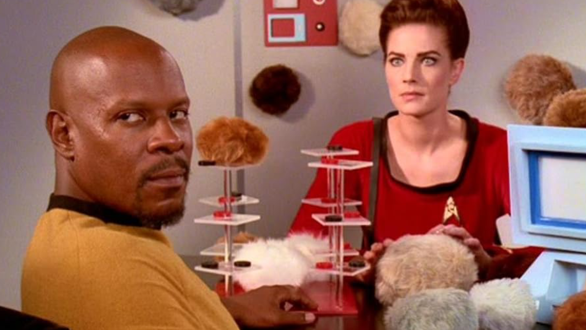 69 Years Later, Star Trek Confirms This Twisted Fan Theory