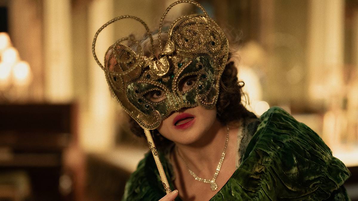 Netflix's Biggest Changes to Agatha Christie's Seven Dials