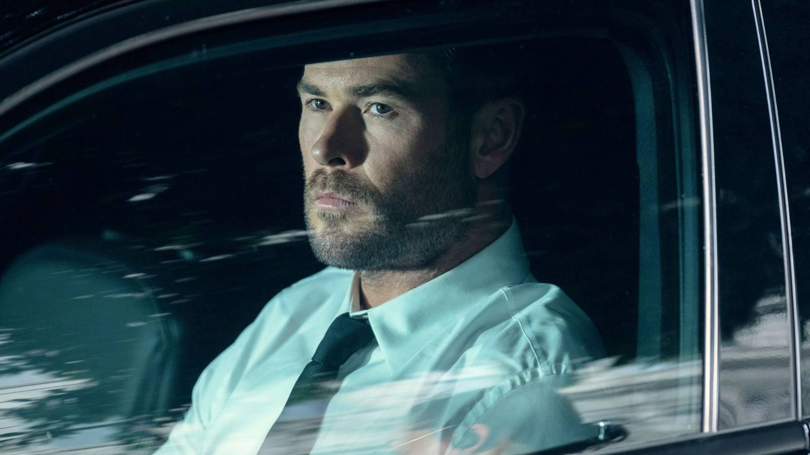 Chris Hemsworth's Crime 101 Revives Steve McQueen Heist Movies