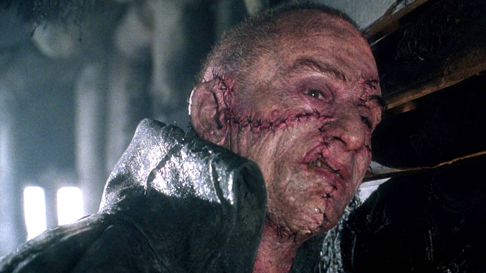 Robert De Niro's 30-Year-Old Creature Feature Is Heading to HBO Max at the ...