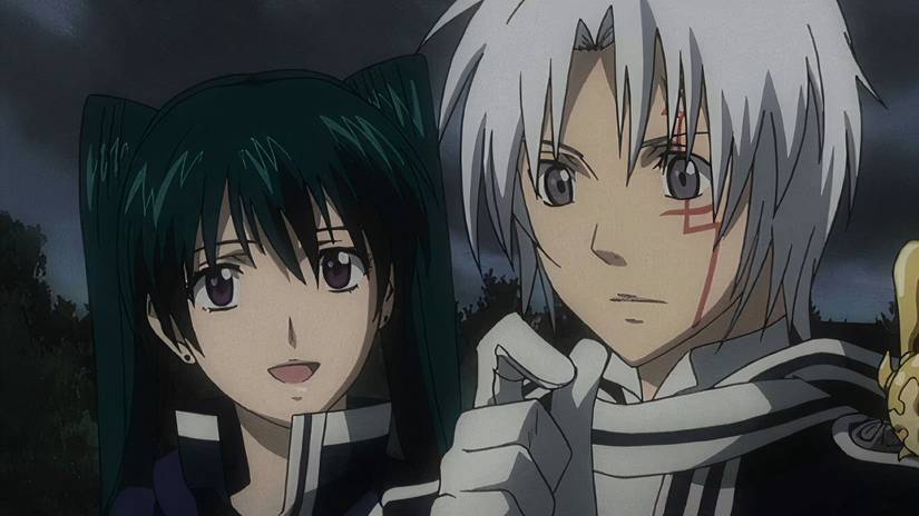Allen thinking while Lenalee looks at him in D.Gray-man