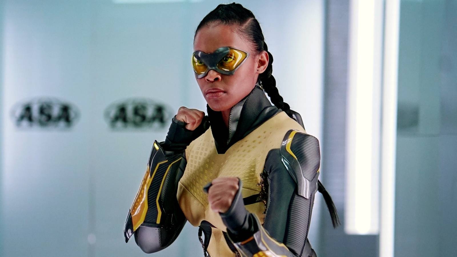 CW's 92% RT Superhero Drama Back on PVOD