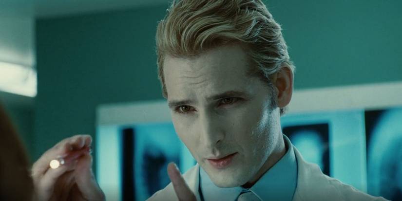 Carlisle Cullen checking Bella in Twilight
