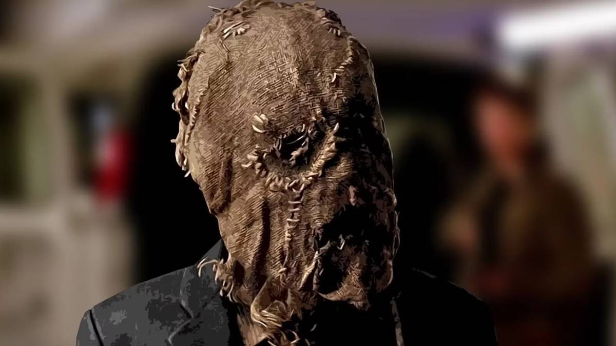 Absolute Batman Reveals A Horrifying Look At Absolute Scarecrow