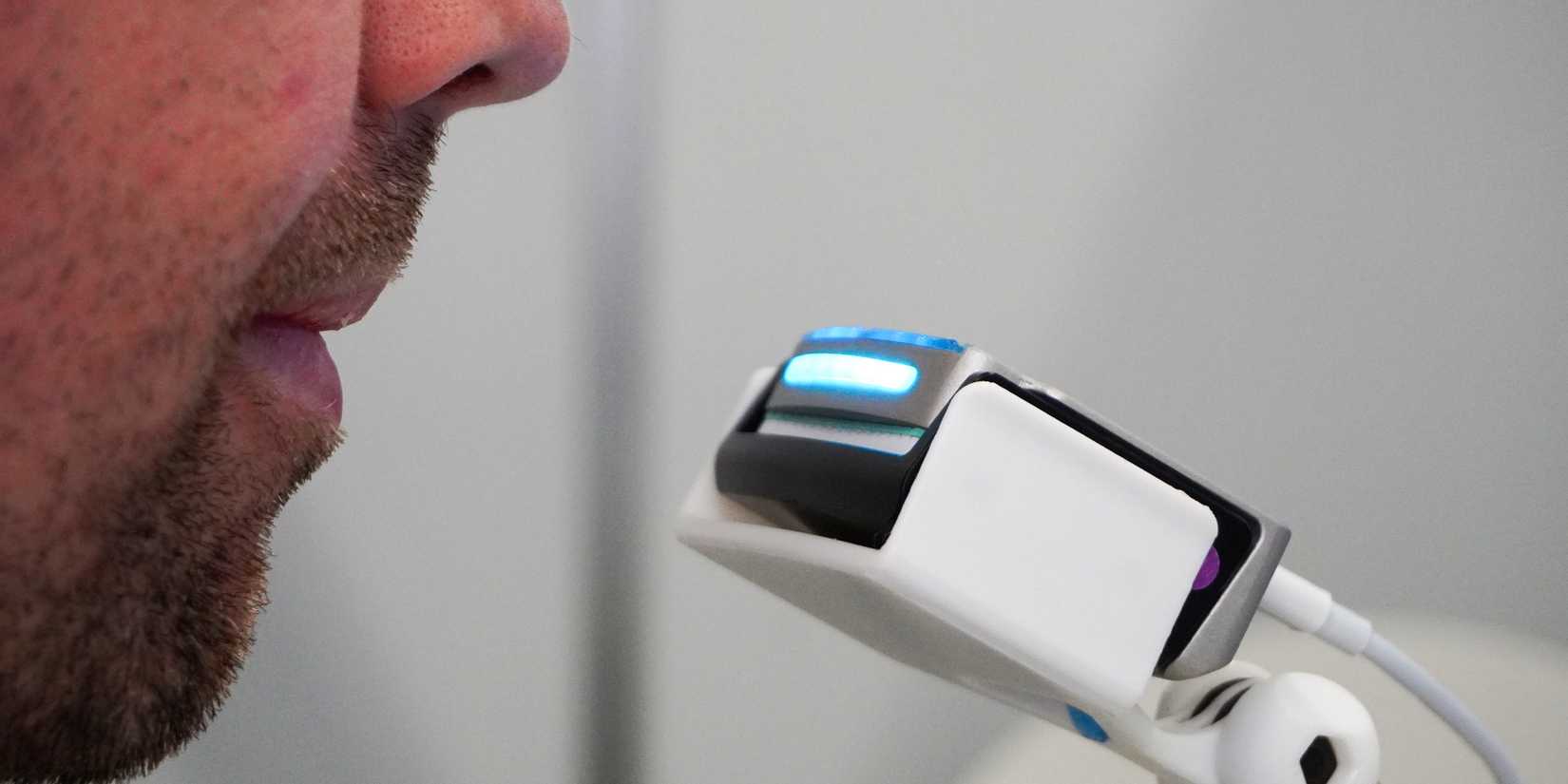 Omara Scent Display with stand