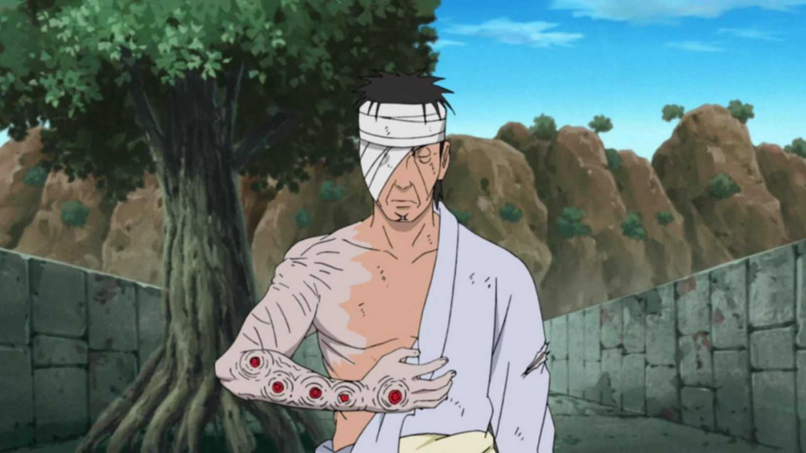 Le corps de Danzo a des yeux sporulés à cause des cellules d'Hashirama dans Naruto