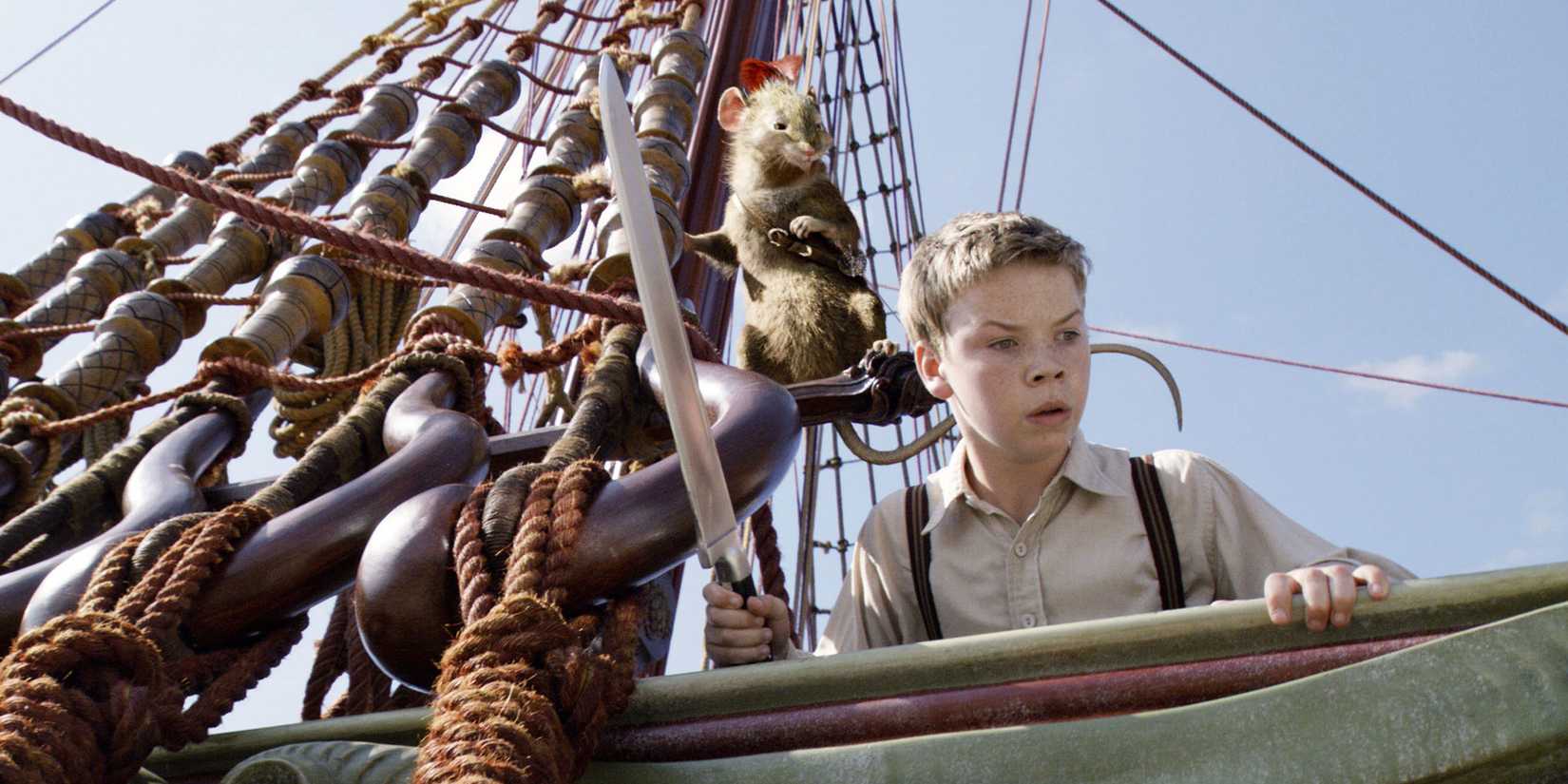 Eustace Scrubb and Reepicheep in The Chronicles of Narnia The Voyage of the Dawn Treader