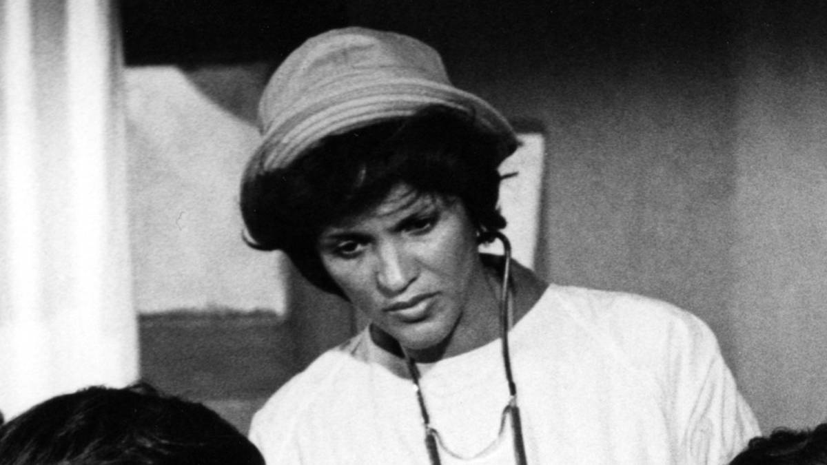 M*A*S*H Actress Gwen Farrell Adair Dies at 94