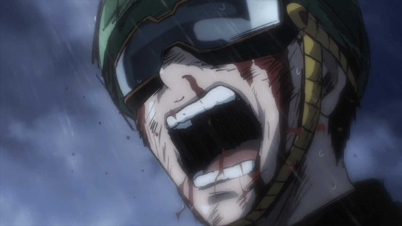 Mumen Rider a du sang qui coule sur son visage alors qu'il roule sous la pluie dans One-Punch Man
