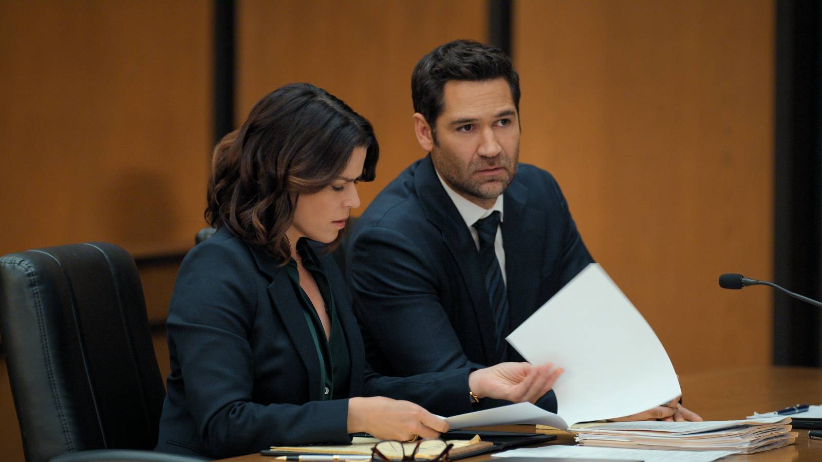 The Lincoln Lawyer Replacement Officially in the Works at HBO Ahead of ...