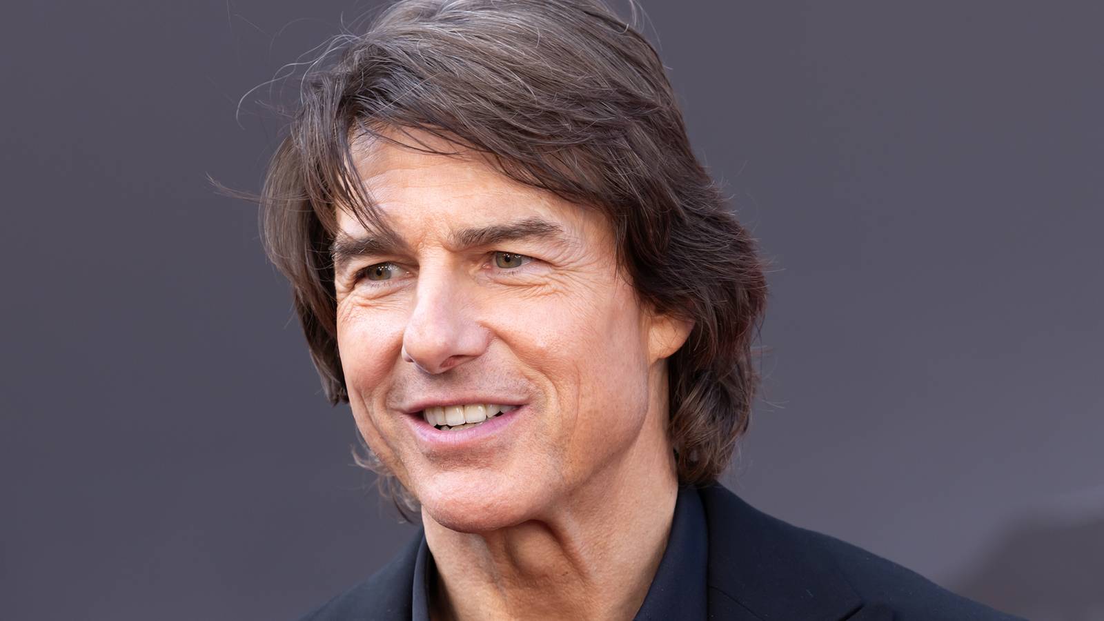 Tom Cruise's Forgotten 2000s Thriller With 86% RT Returns as a Free Streaming Hit