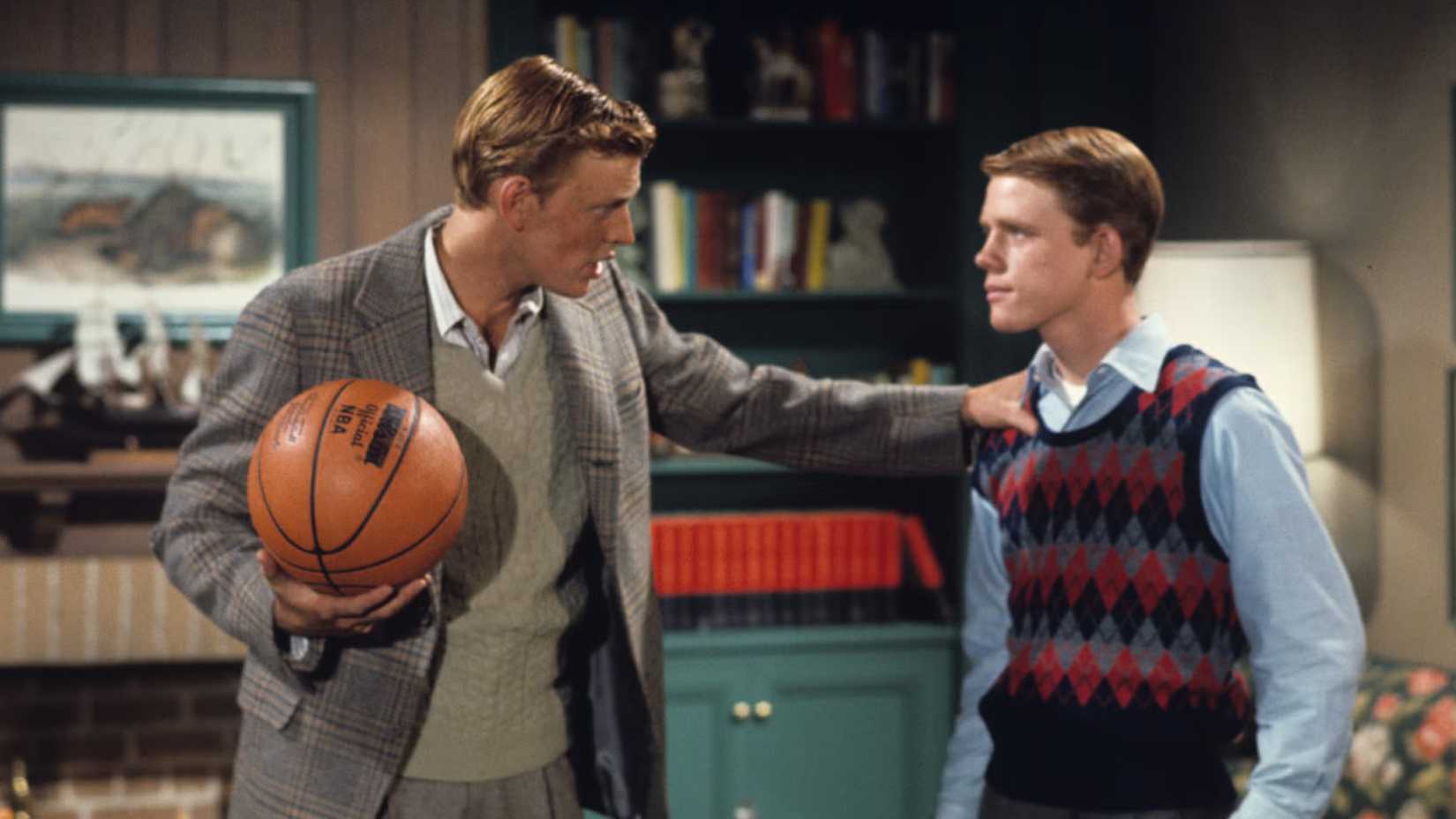 15 Main Characters Who Left a Beloved Sitcom Without Derailing the Show