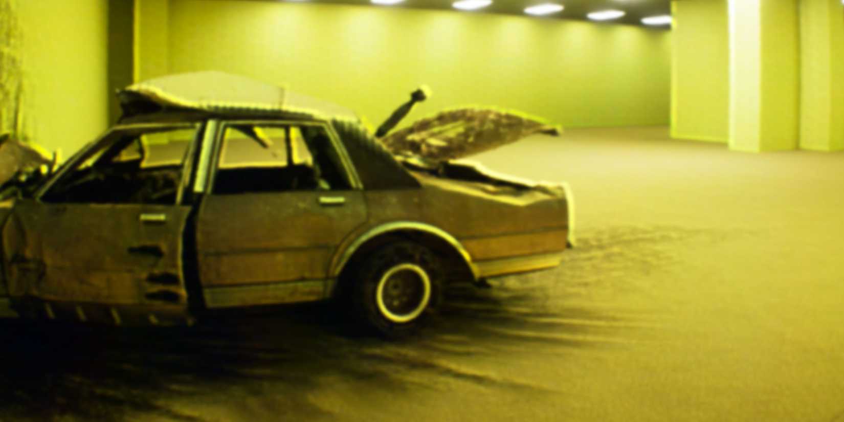 Crashed car in Backrooms Found Footage #2
