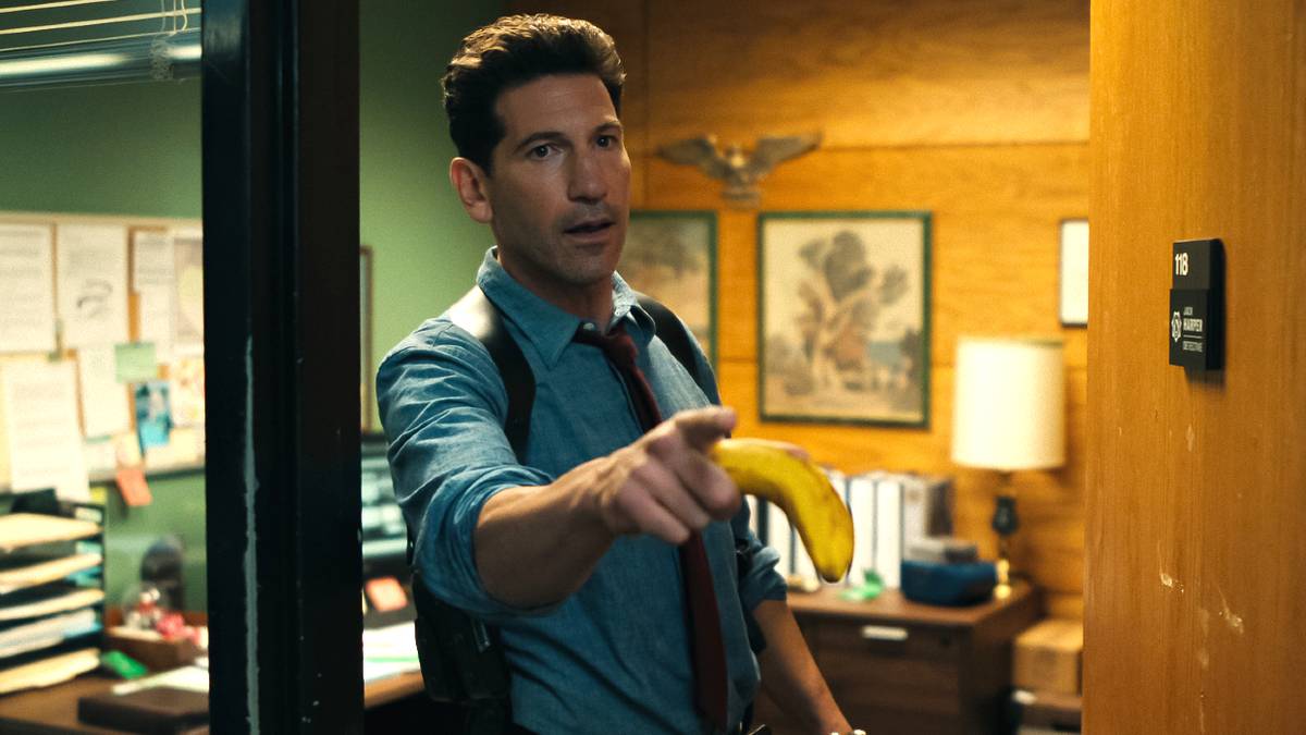 Netflix's 6-Part Thriller Based on a Book Is Jon Bernthal's Best Performance of the Decade