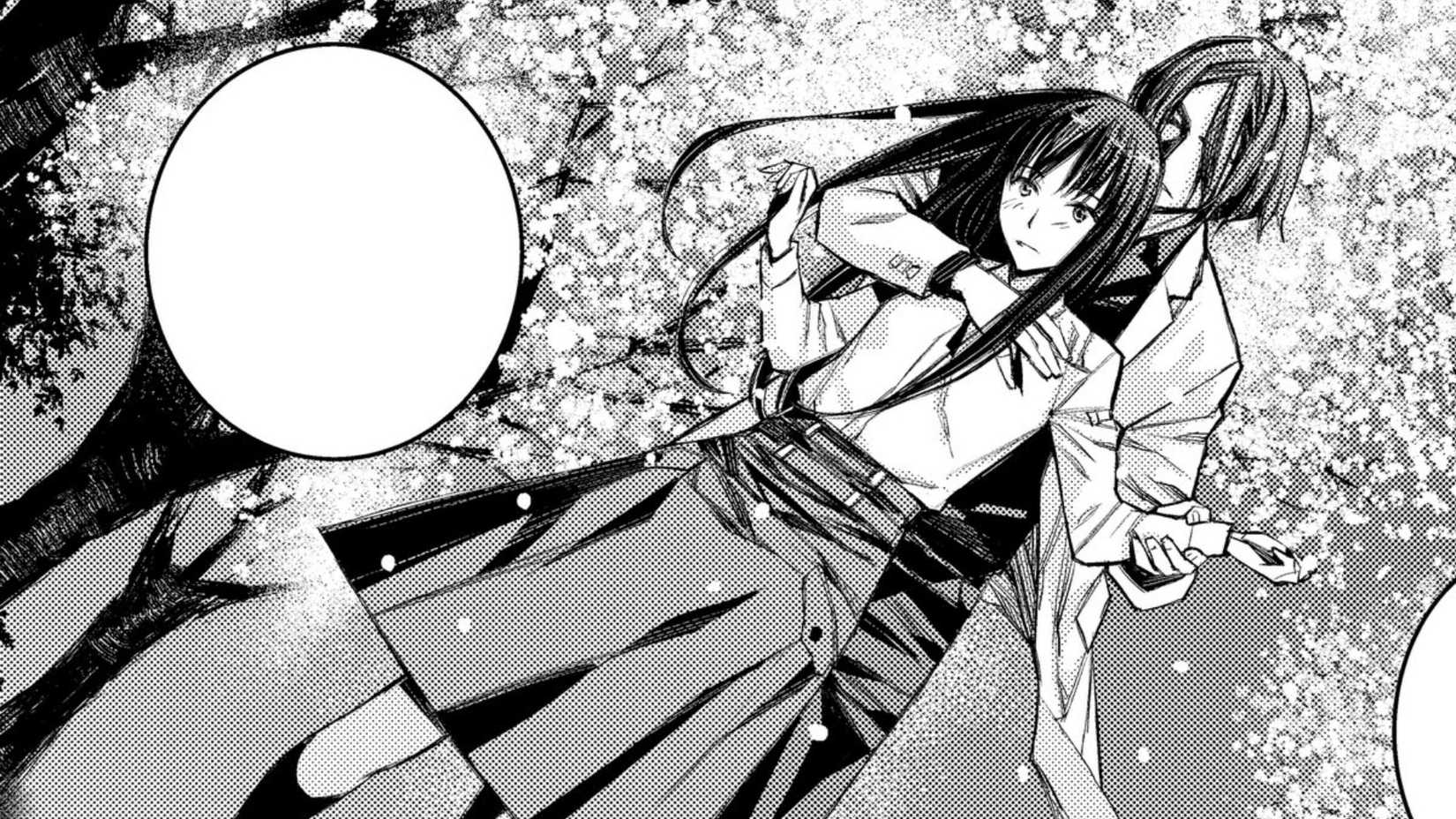 Kuroe Kurose holds Misaki Minato from behind in Blood Alone manga