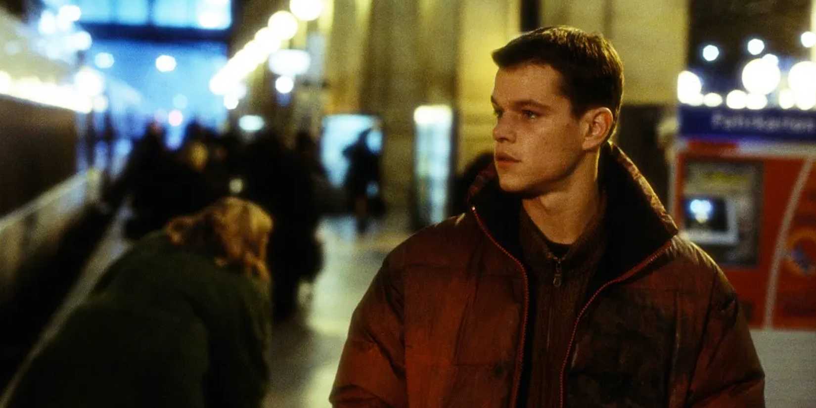 Jason Bourne about to board a train in The Bourne Identity