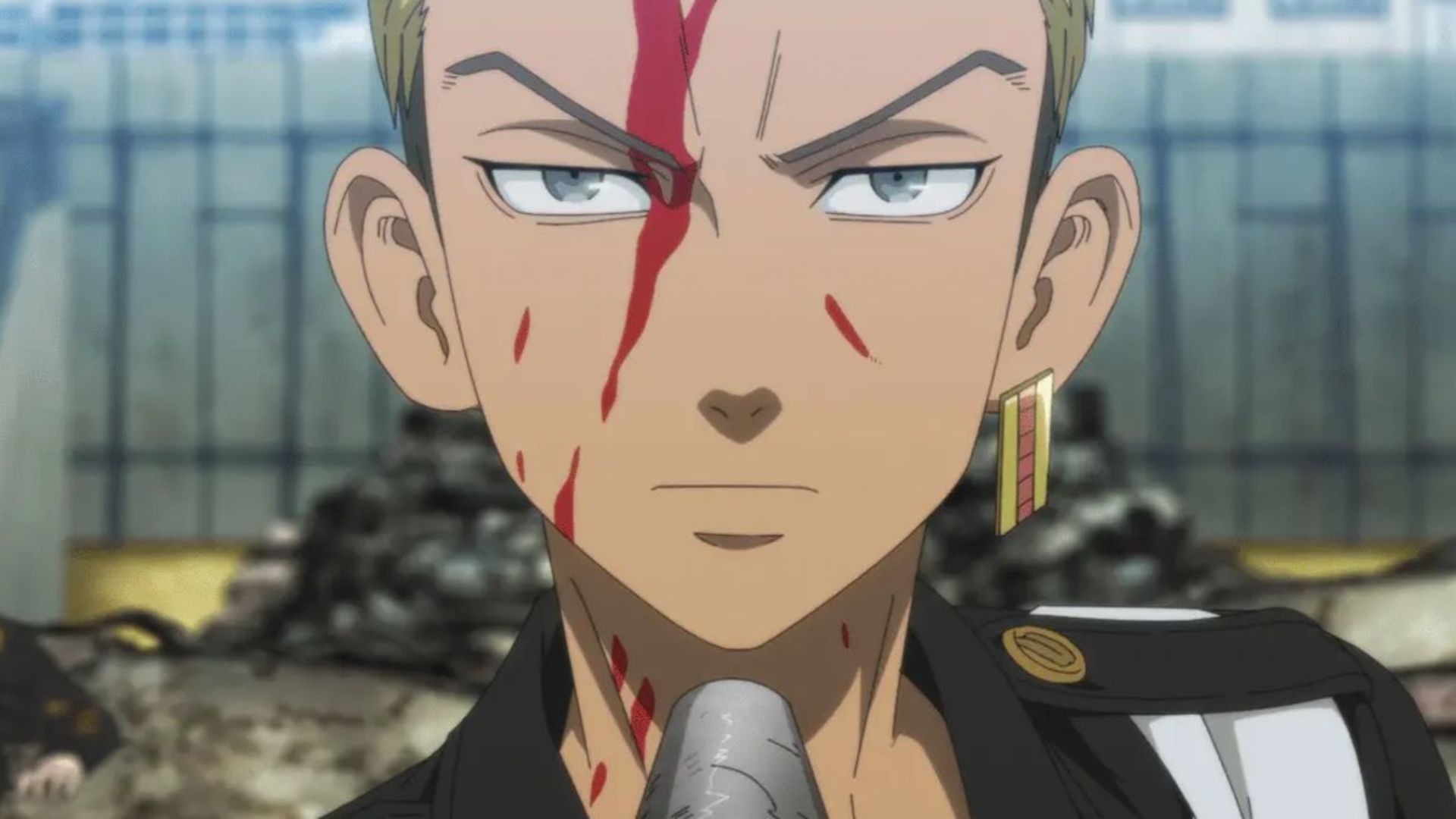 Kisaki Tetta with blood on his face in Tokyo Revengers.