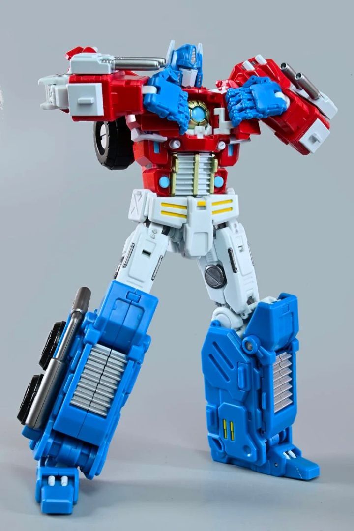 Transformers Brings Back Optimus Prime's Classic Anime Power-Up in