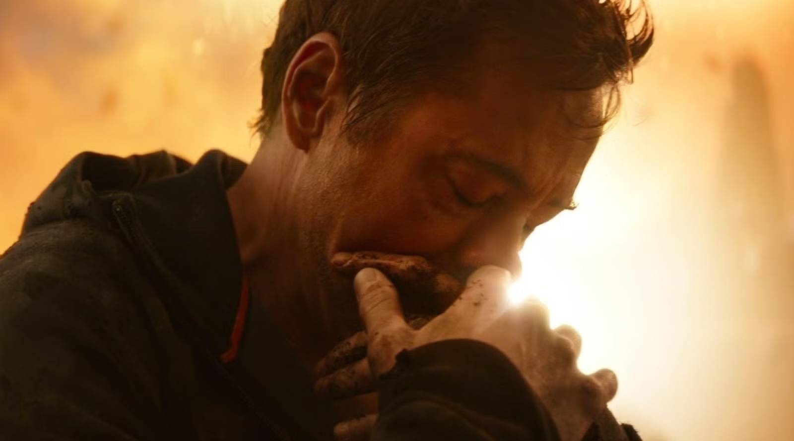 Photo: cbr.com Robert Downey Jr. Recalls Emotional Filming of Spider-Man's Infinity War Death Scene