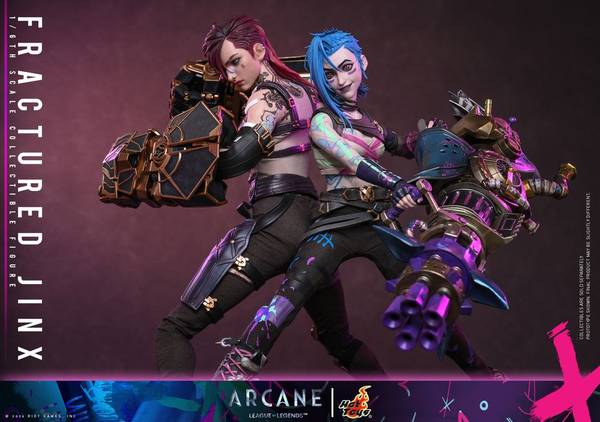 The Fractured Jinx Sixth Scale Collectible Figure is based on Jinx's appearance in Arcane: League of Legends Season 2, featuring a punk rock aesthetic suited for battle.