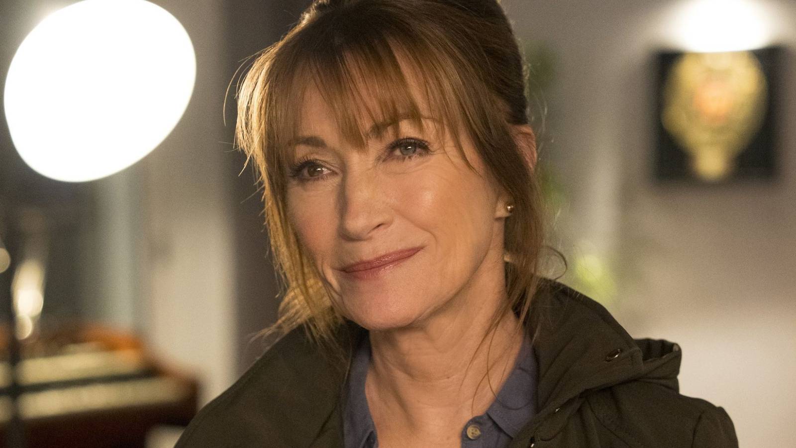 Jane Seymour Gets an Unexpected Offer From Dr. Quinn Co-Star in New Clip ...