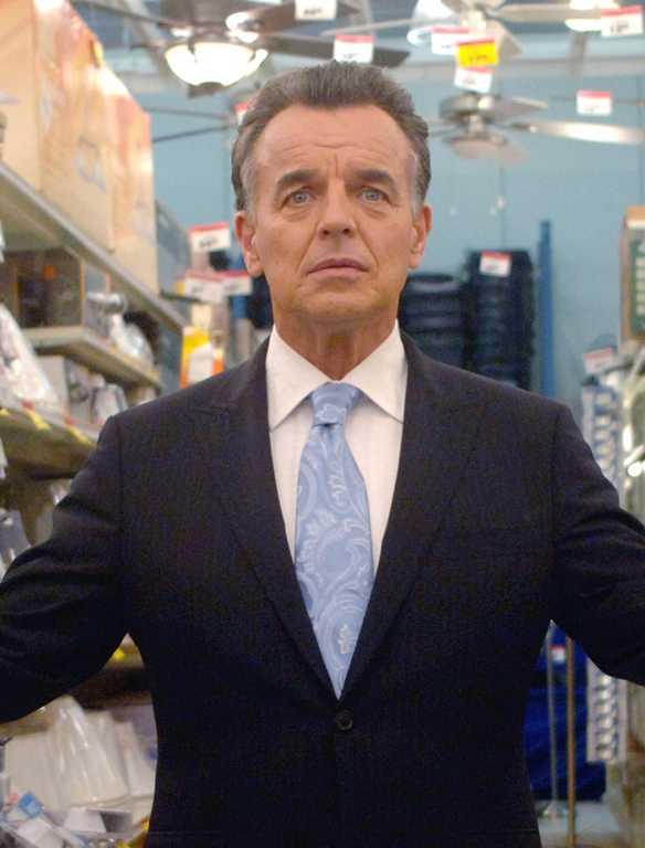 Ray Wise Robe The Rookie Season 7, Episode 9 Review: 'The Kiss' Is a Mixed Bag