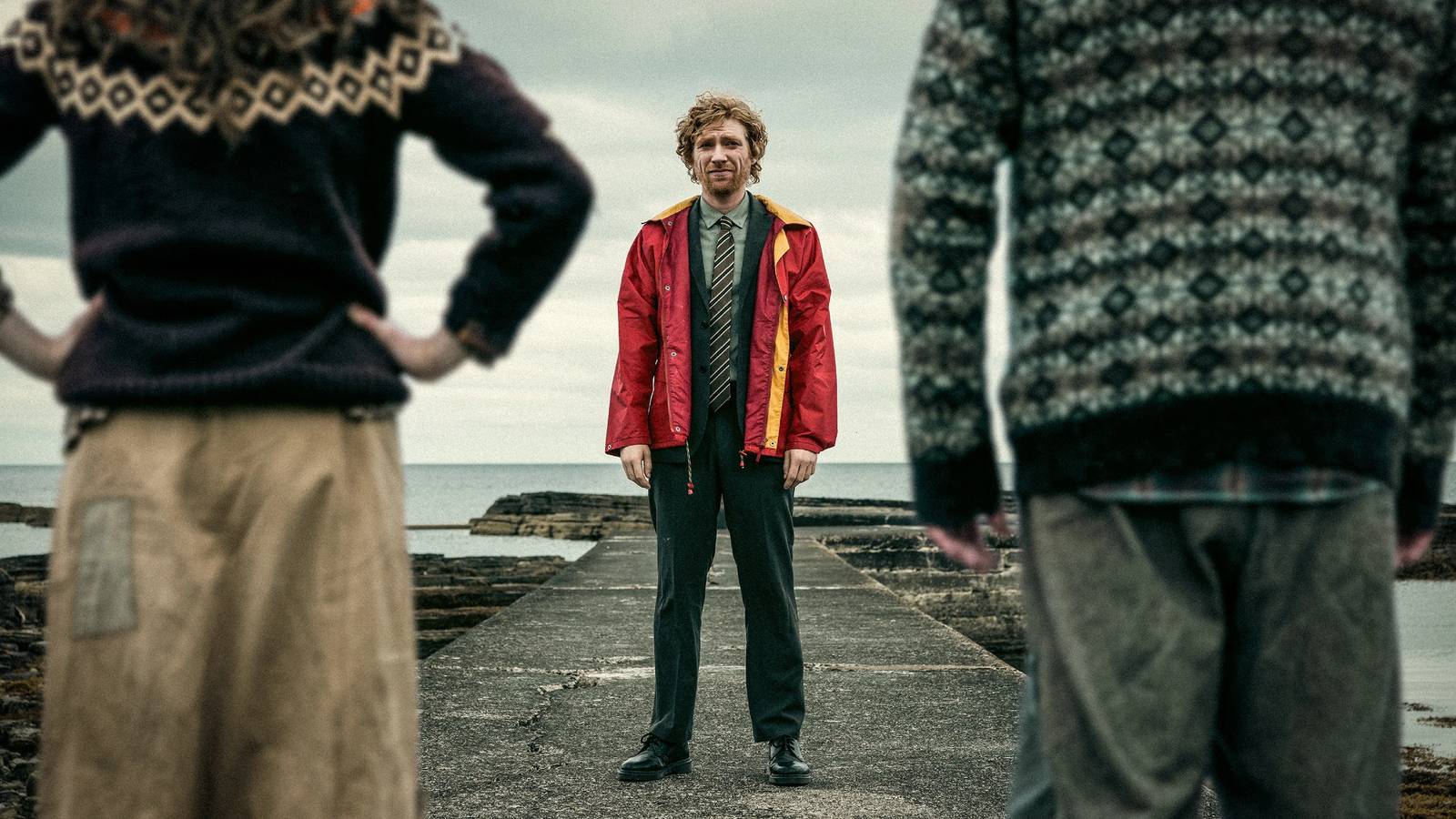 Domhnall Gleeson's New 'Charming to a Fault' Fantasy Comedy With 92% RT Debuts First Look