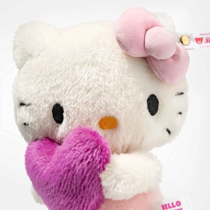 Sanrio's Hello Kitty Gets Turned Into $365 Toy With World's First