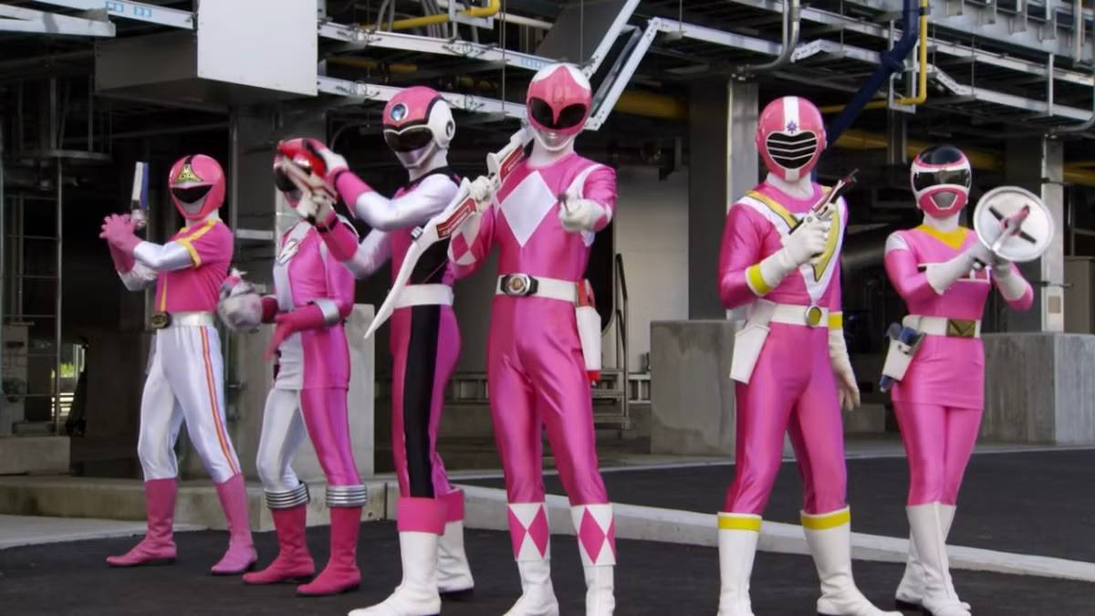 Power Rangers Officially Retcons The Pink Ranger's Ending For Good