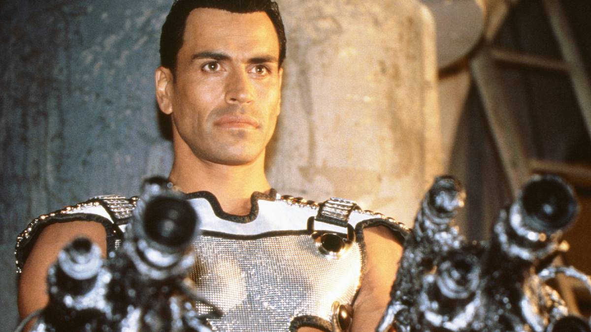 8 Old-School Sci-Fi Shows That Are Unwatchable, No Exceptions