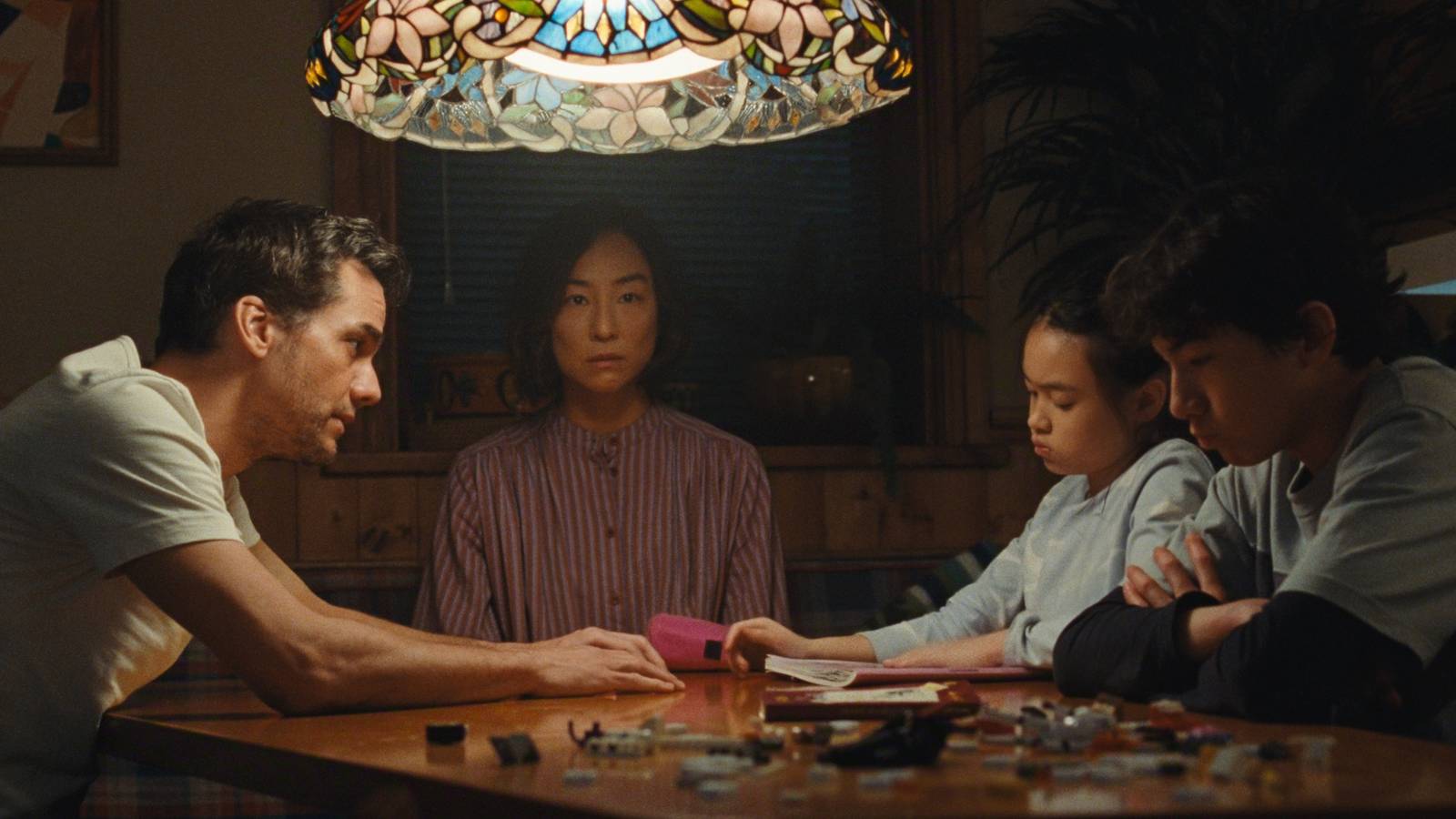 Netflix's New Sci-Fi Thriller Is Already the Streaming Event of the Summer