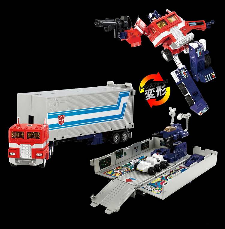 Transformers Missing Link Optimus Prime in robot mode and vehicle mode.