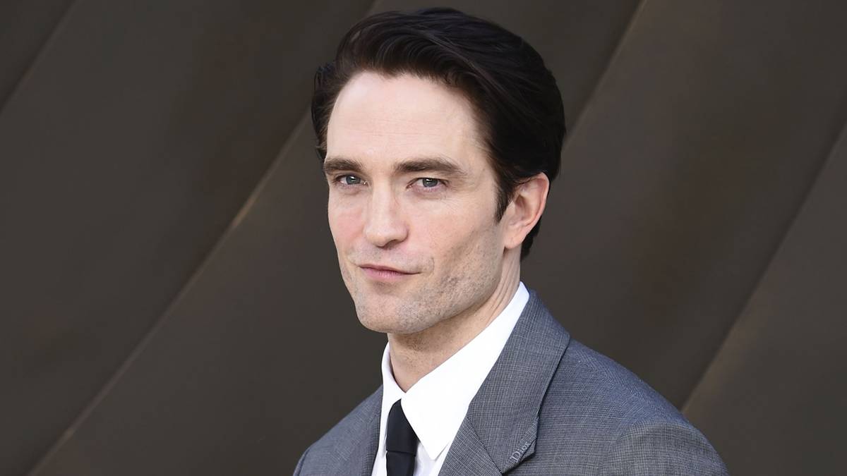 Robert Pattinson's $3.36B Franchise Is Finally Returning To Peacock ...