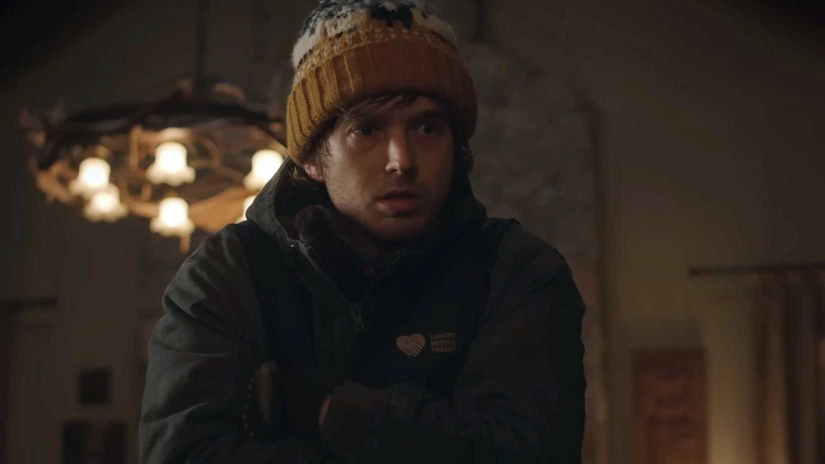Bryan in the deserted house in Resident Evil 2026