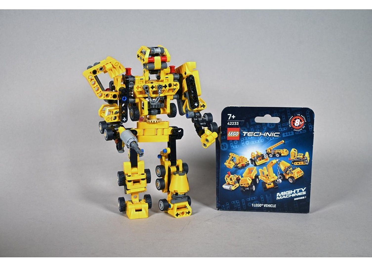 8 New LEGO Mighty Machines Combine Into a Massive Transformers Villain