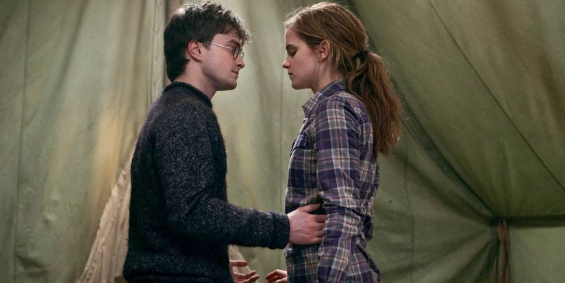 Harry and Hermione dance in HARRY POTTER AND THE DEATHLY HALLOWS