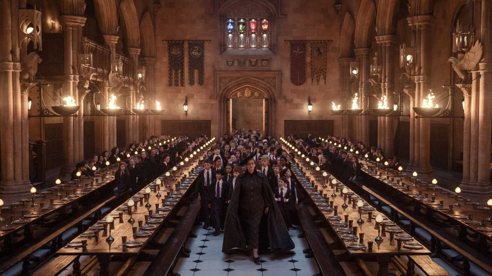 harry-potter-season-1-janet-mcteer-leading-first-years-great-hall