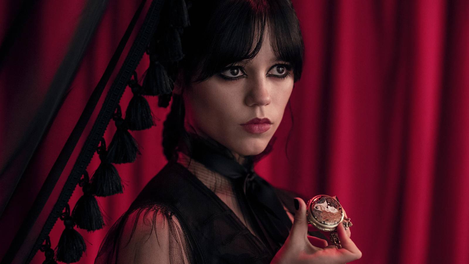 Wednesday Season 3's New Gothic Icon Is Exactly What the Show Needs