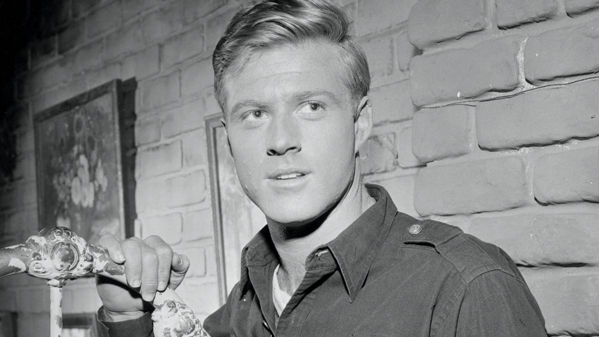 64 Years Later, Twilight Zone's Robert Redford Episode Remains the Best 25 ...