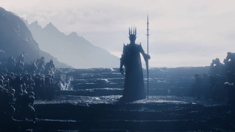 Sauron's silhouette in The Lord of the Rings: The Rings of Power