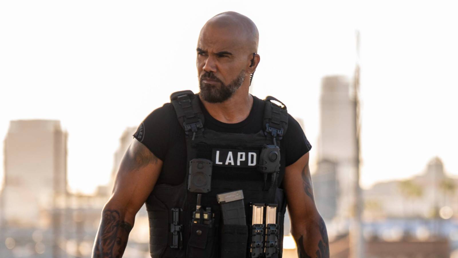 Starz's New Action Reboot of Hit CBS Series Becomes an Instant Hit 1 Year ...