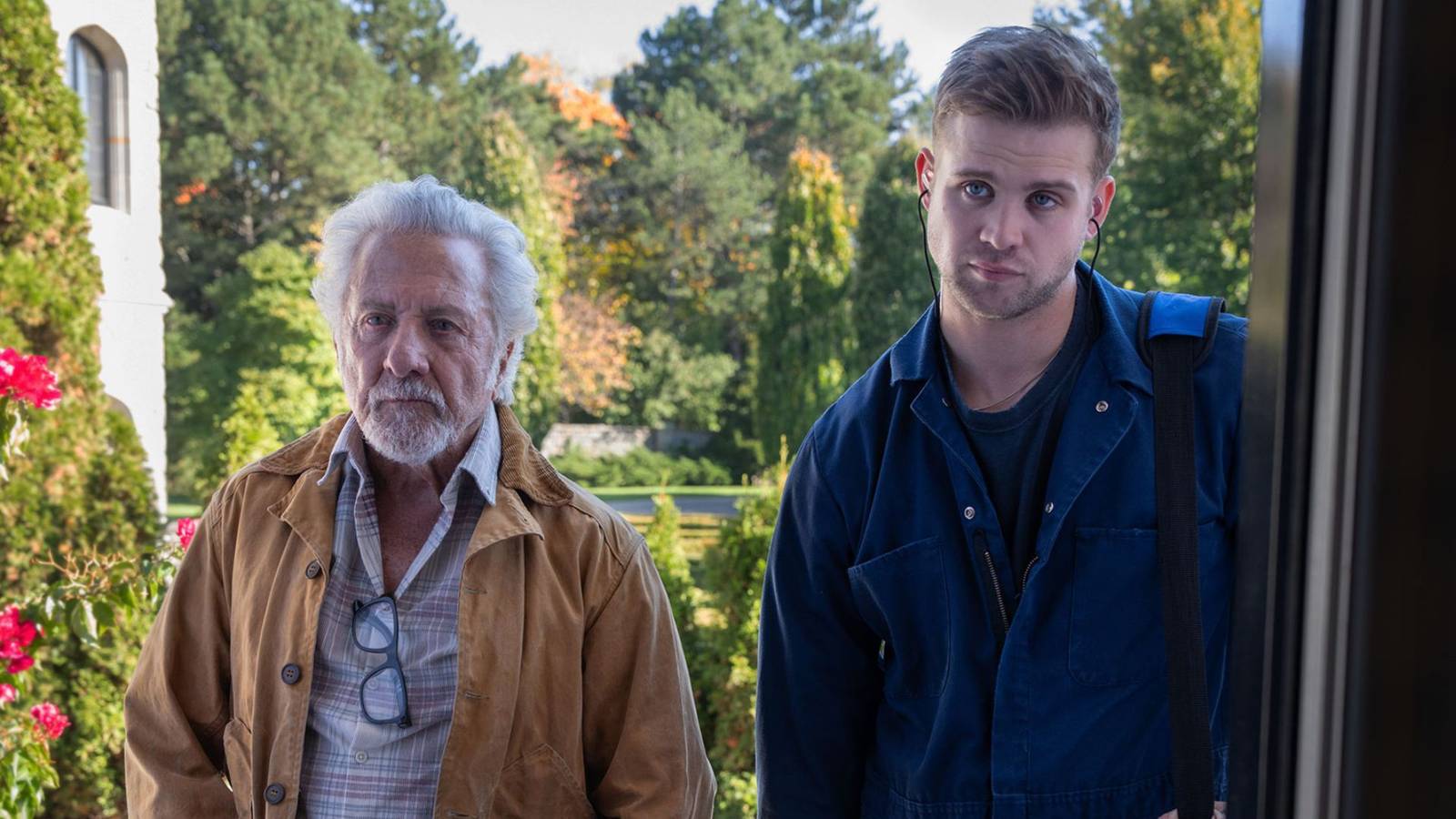 Leo Woodall & Dustin Hoffman’s 'Deeply Satisfying' 107-Minute Crime Caper Is Heading to Paramount+