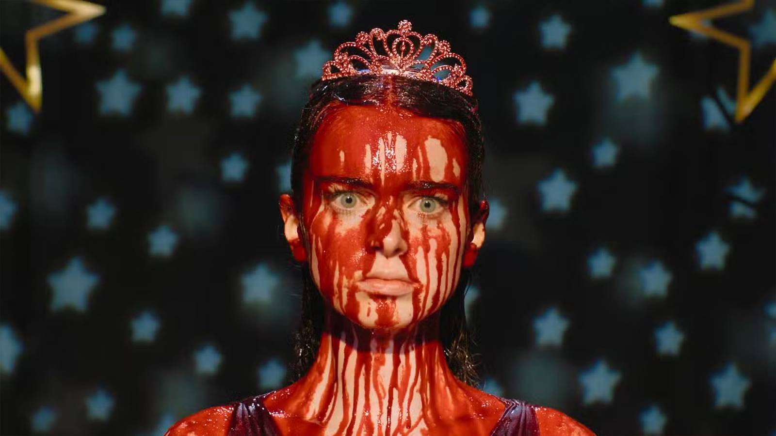 Mike Flanagan Defends The Controversial Change Made to Carrie’s Prom Scene
