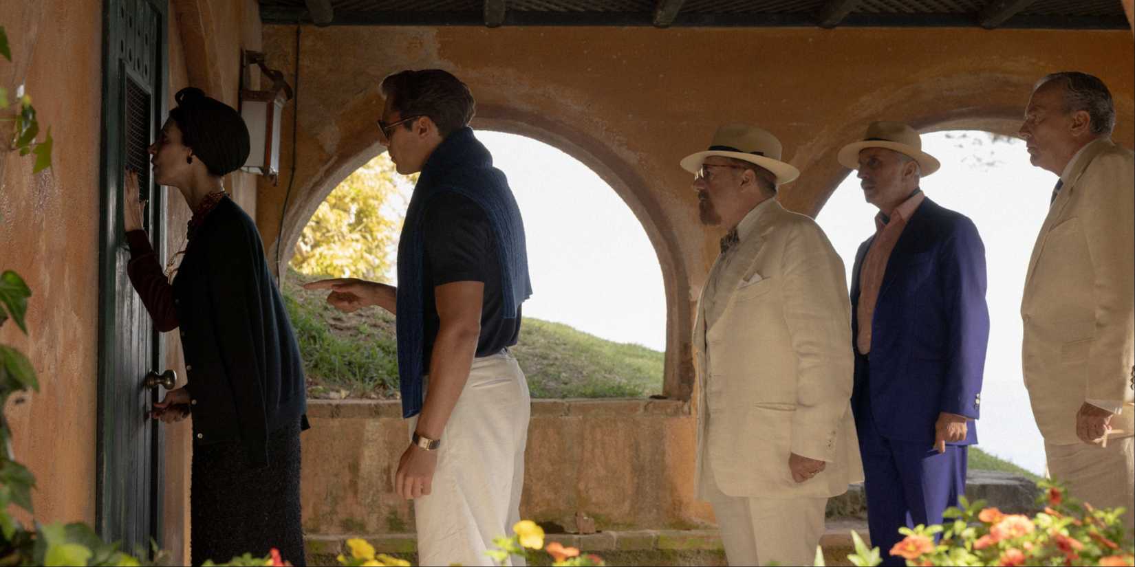 Netflix's 4-Part Sherlock Holmes-esque Murder Mystery Is 1 of the Most ...