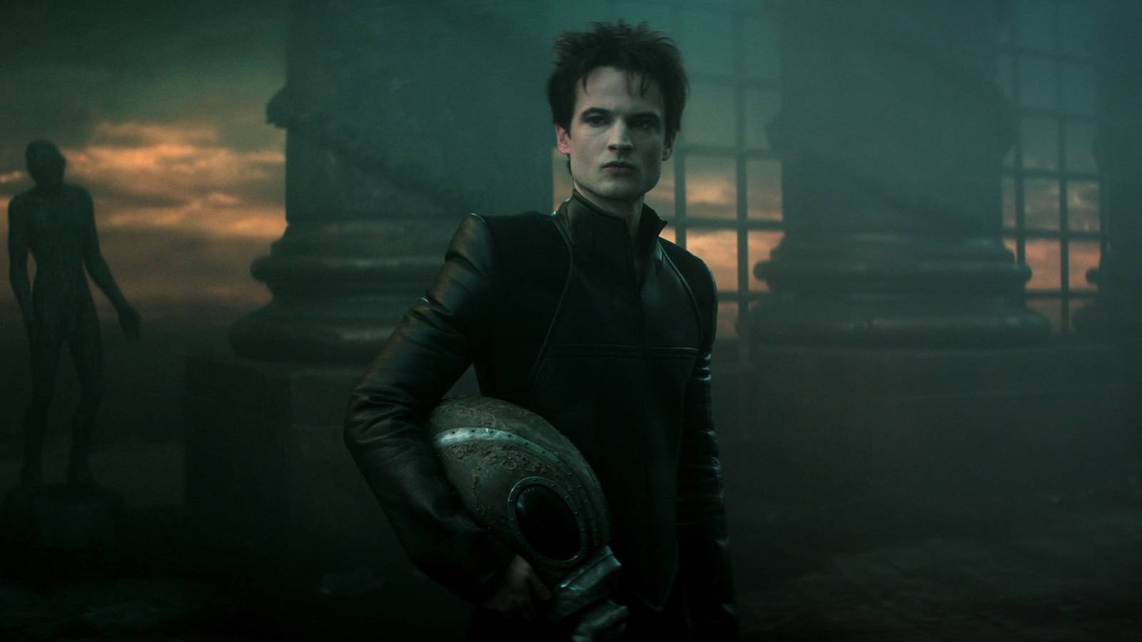 Netflix's 2-Part 'Unfilmable' Show Is the Best Dark Fantasy on Streaming