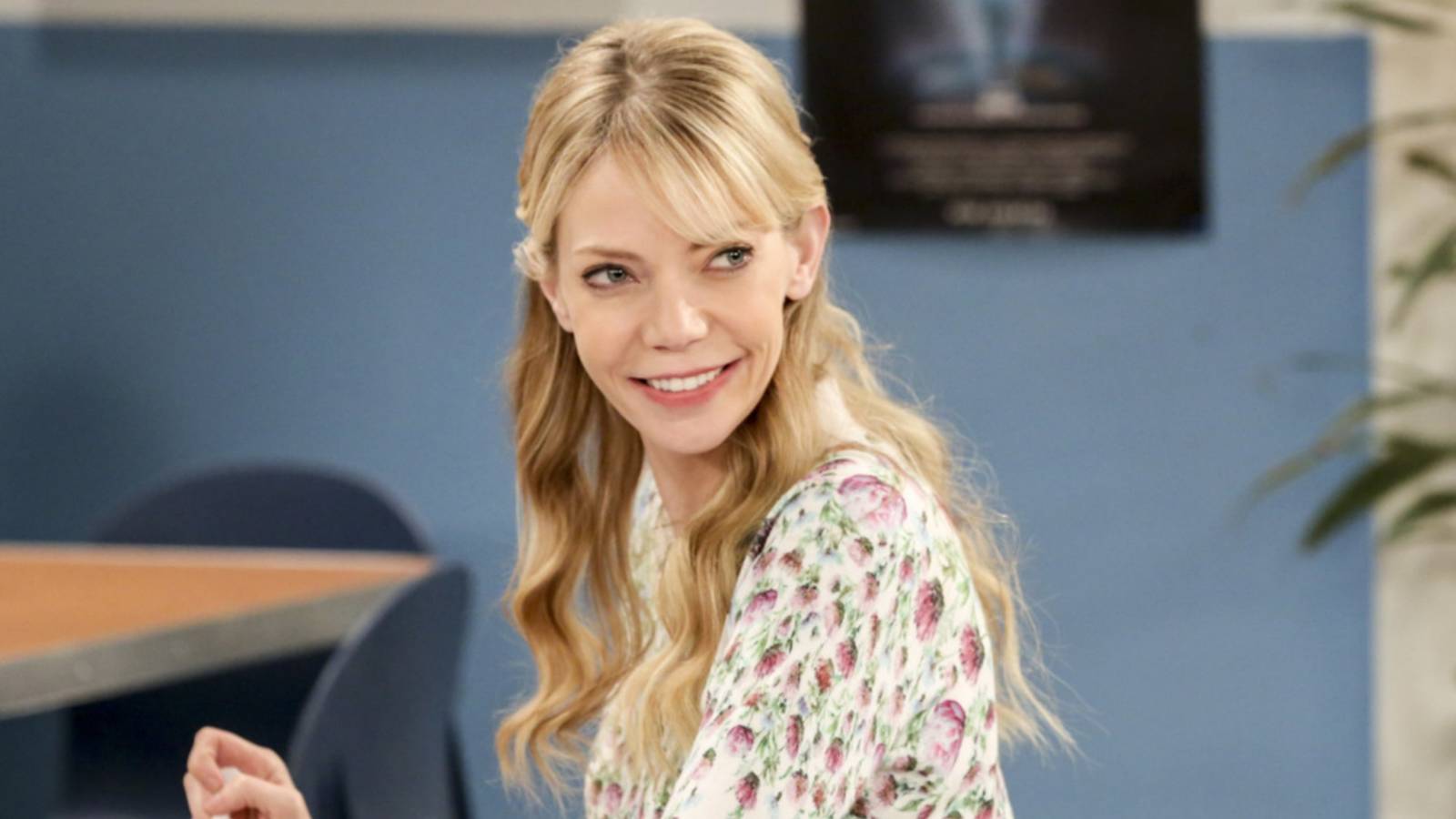 7 Years Later, CBS' Franchise-Spawning Sitcom Is Still Dominating the ...