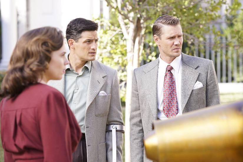 Agent Carter Scene Peggy's Team Packs Heat In