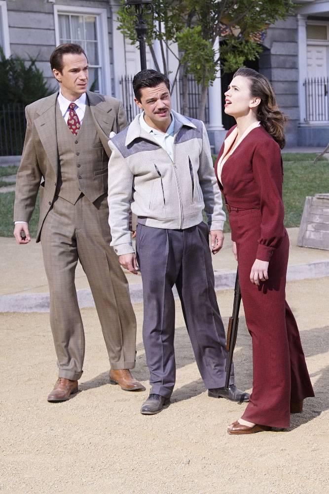 Agent Carter Scene Peggy's Team Packs Heat In