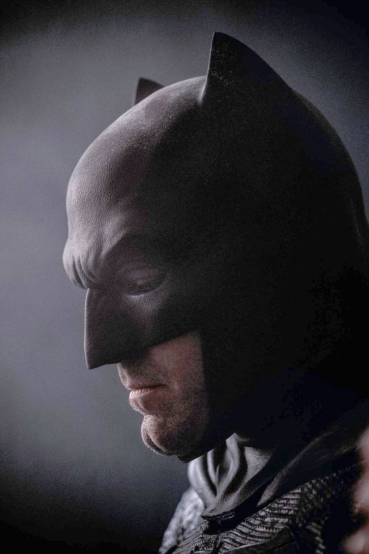 SDCC: DC Entertainment Debuts New Image of Ben Affleck as Batman